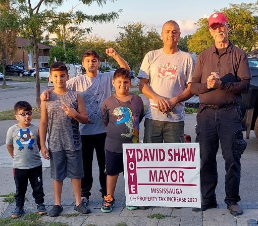 David-Shaw & Family-of-Supporters